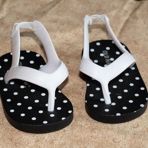 bundle deal Old navy size 3 flip flops